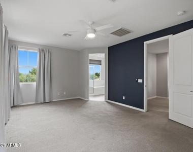 1942 S Sycamore Place - Photo Thumbnail 24