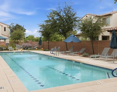 1942 S Sycamore Place - Photo Thumbnail 36