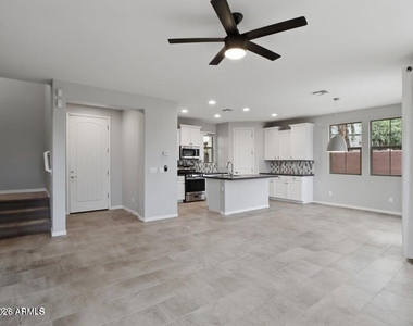 1942 S Sycamore Place - Photo Thumbnail 4
