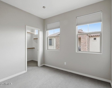 1942 S Sycamore Place - Photo Thumbnail 20