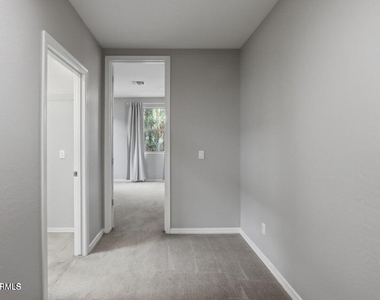 1942 S Sycamore Place - Photo Thumbnail 21
