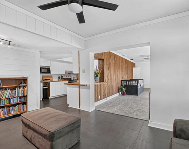 308 Se 2nd Street - Photo Thumbnail 15