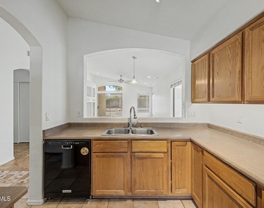 14834 W Lamoille Drive - Photo Thumbnail 9