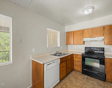 737 W 1st Avenue - Photo Thumbnail 8