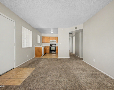 737 W 1st Avenue - Photo Thumbnail 4
