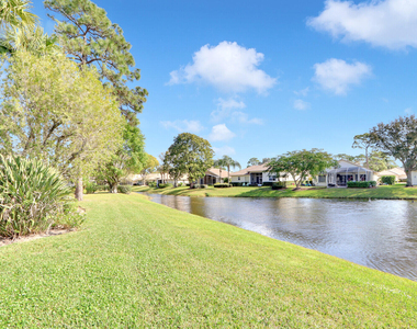 7340 Pine Creek Way - Photo Thumbnail 36