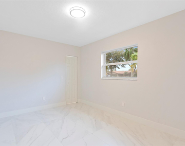 4490 Nw 8th Street - Photo Thumbnail 15