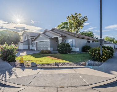 3980 E Pinon Court - Photo Thumbnail 2