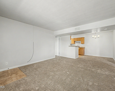 5995 N 78th Street - Photo Thumbnail 7
