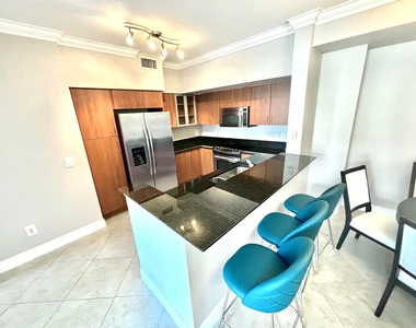233 S Federal Highway - Photo Thumbnail 3
