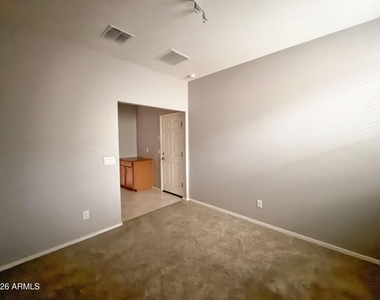 5231 W Leodra Lane - Photo Thumbnail 6