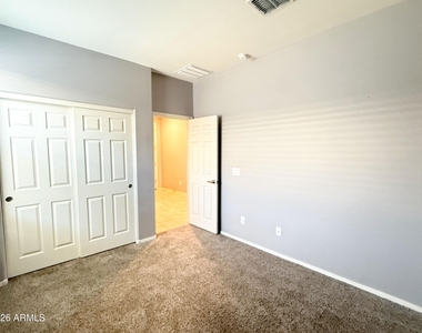 5231 W Leodra Lane - Photo Thumbnail 19