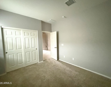 5231 W Leodra Lane - Photo Thumbnail 10