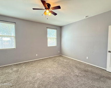5231 W Leodra Lane - Photo Thumbnail 13