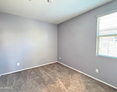 5231 W Leodra Lane - Photo Thumbnail 18