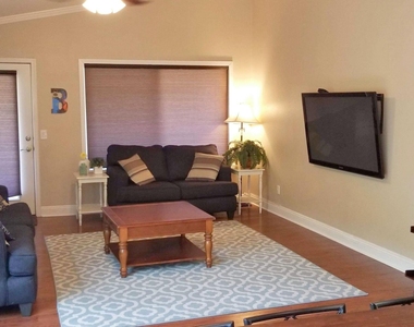 5758 E Garnet Avenue - Photo Thumbnail 4