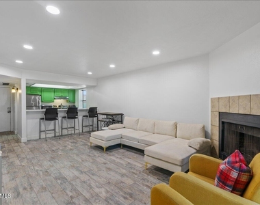 2515 N 52nd Street - Photo Thumbnail 14