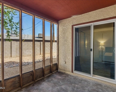 2515 N 52nd Street - Photo Thumbnail 23