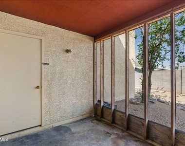 2515 N 52nd Street - Photo Thumbnail 24