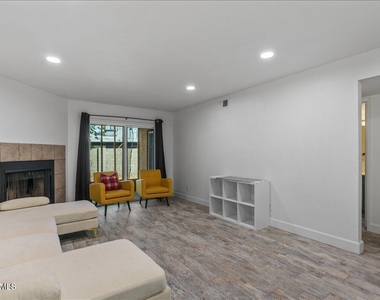 2515 N 52nd Street - Photo Thumbnail 12