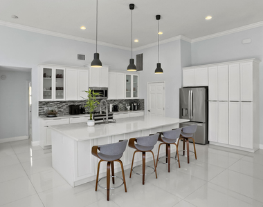 15622 Cypress Park Drive - Photo Thumbnail 10