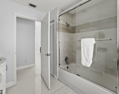 15622 Cypress Park Drive - Photo Thumbnail 37
