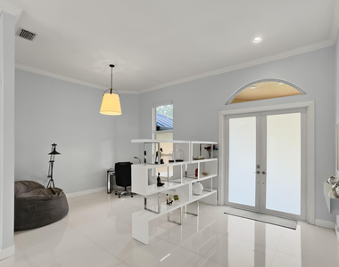 15622 Cypress Park Drive - Photo Thumbnail 24