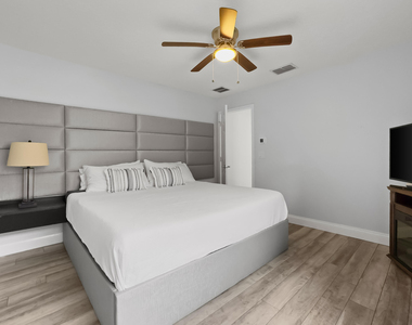 15622 Cypress Park Drive - Photo Thumbnail 40