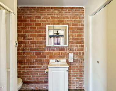 334 W Lewis Avenue - Photo Thumbnail 20