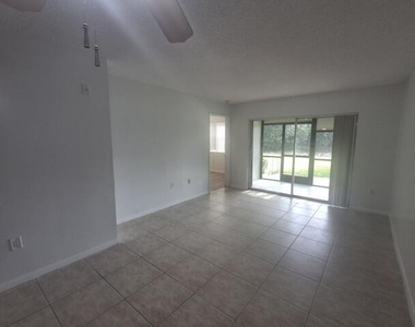2236 N Cypress Bend Drive - Photo Thumbnail 13