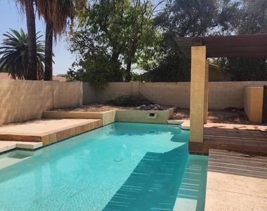 9025 N 14th Drive - Photo Thumbnail 17