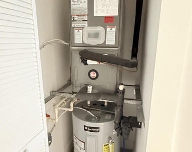 2960 Ne 207th Street - Photo Thumbnail 32
