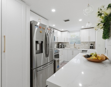 6100 Nw 44th Street - Photo Thumbnail 22