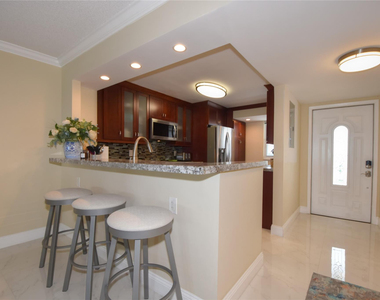 1012 N Ocean Boulevard - Photo Thumbnail 8