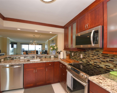 1012 N Ocean Boulevard - Photo Thumbnail 10