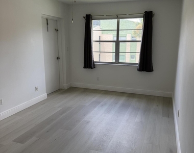 4147 Nw 90th Avenue - Photo Thumbnail 7