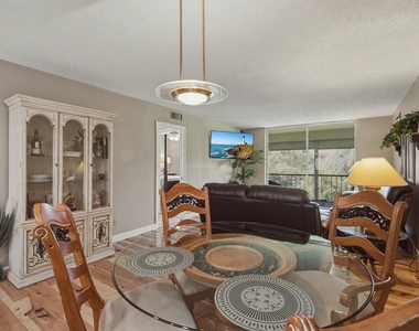 9420 S Hollybrook Lake Drive - Photo Thumbnail 12
