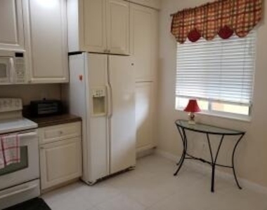 27 Harbour Isle Drive W - Photo Thumbnail 1