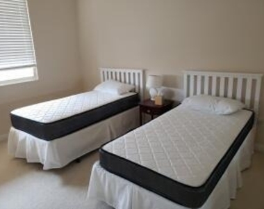 27 Harbour Isle Drive W - Photo Thumbnail 16