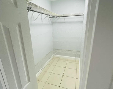 890 Nw 45 Avenue - Photo Thumbnail 8