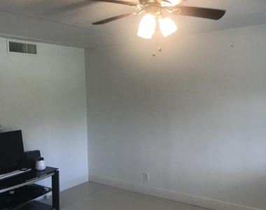 2000 Springdale Boulevard - Photo Thumbnail 4