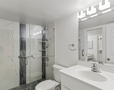 2455 Lindell Boulevard - Photo Thumbnail 26