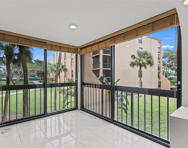 2455 Lindell Boulevard - Photo Thumbnail 14