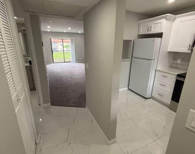 21913 Lake Forest Circle - Photo Thumbnail 4