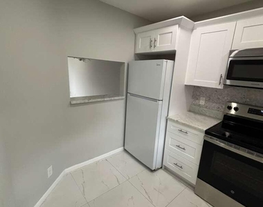 21913 Lake Forest Circle - Photo Thumbnail 2