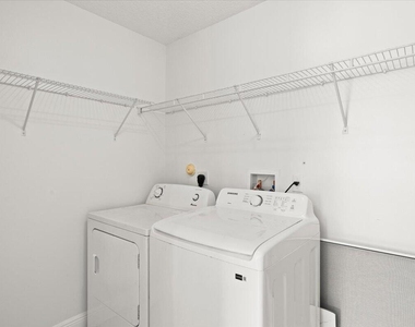 4962 Leeward Lane - Photo Thumbnail 12