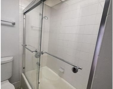 628 Nw 13th Street - Photo Thumbnail 4