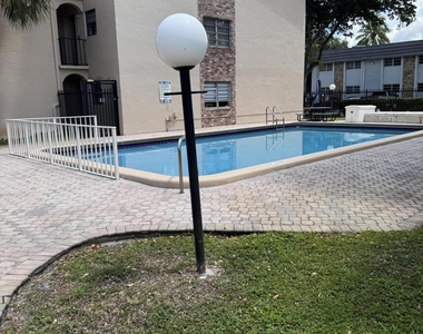 3351 Nw 85th Avenue - Photo Thumbnail 13