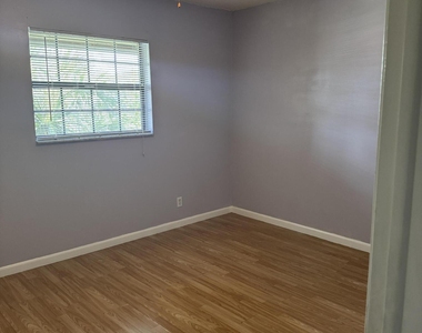 3351 Nw 85th Avenue - Photo Thumbnail 9