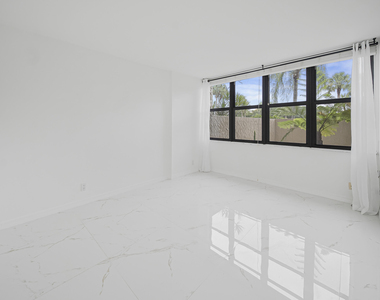 16300 Golf Club Road - Photo Thumbnail 15
